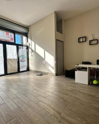 NEGOZIO A CERIGNOLA