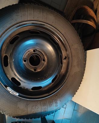 gomme da neve + cerchi (195 65 R15)