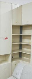 Libreria ad angolo