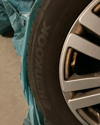 Set 4 gomme su cerchi per Fiat grande Punto