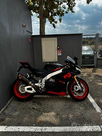 Aprilia RSV4 1100   '23