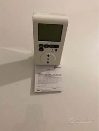 Timer digitale per programmare elettrodomestici