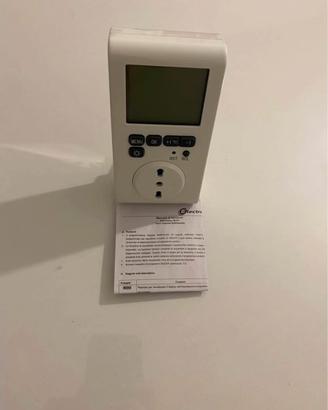 Timer digitale per programmare elettrodomestici