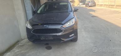 Ricambi Ford focus sw mk3 2017 cofano paraurti ant