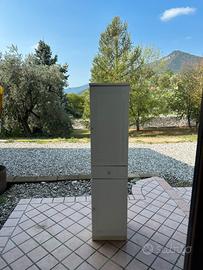 Mobiletto a colonna