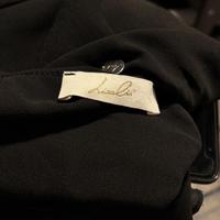 Lizalù camicetta nera con volant