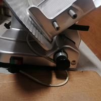 affettatrice professionale 