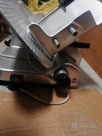 affettatrice professionale 