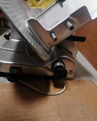affettatrice professionale 