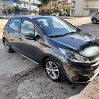 PEUGEOT 208 BlueHDi 75cv Allure