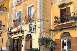 Stabile/Palazzo Minturno [V441VRG]