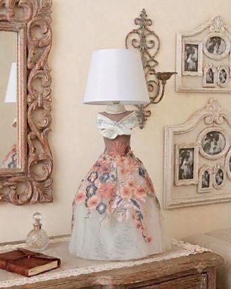 Lampada da Tavolo Scultura Manichino Abito Floreal