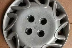Fiat punto ELX - quattro copricerchi 14" originali