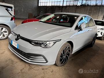 Volkswagen Golf 1.0 eTSI EVO DSG Life