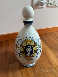 Antico vaso farmacia in ceramica