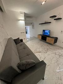 Arenella Piazza Leonardo Rif. 204F