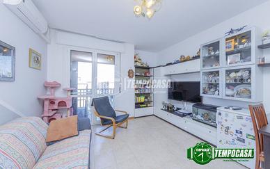 MM1 SAN LEONARDO - 3 LOCALI ALL'ULTIMO PIANO CON