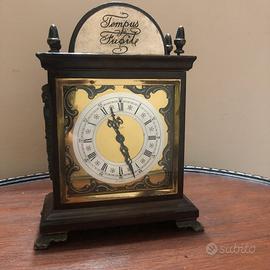 Orologio da tavolo Jerger in legno scuro