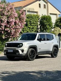 Jeep renegate tetto panoramico car play