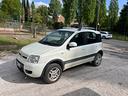 fiat-panda-1-3-mjt-16v-dpf-4x4-climbing