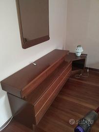 Camera, anni 70 tenuta molto bene,no rete