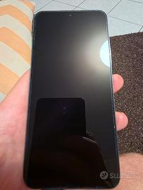 Samsung Galaxy S22 128GB – Come Nuovo