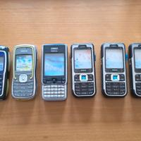 Lotto di 6 cellulari Nokia vintage "Dummy Phone"