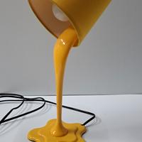 Lampada da scrivania Secchio di Vernice rovesciata