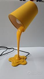 Lampada da scrivania Secchio di Vernice rovesciata