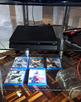 PS4 Slim CUH-2016B 1TB + controller + 5 giochi + c