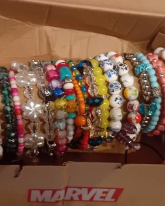 braccialetti fatti a mano