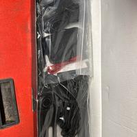 Sensori di parcheggio su porta targa