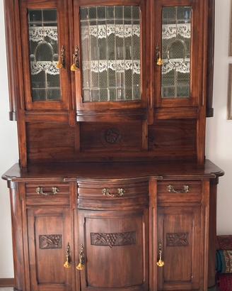 Credenza liberty a due corpi