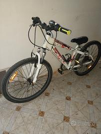 bici 24" bianchi forza duel