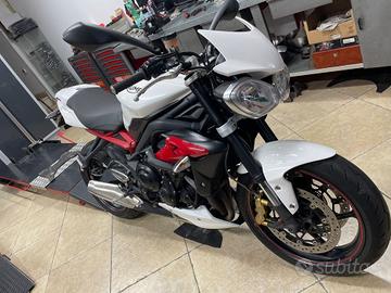 Triumph Street Triple 675