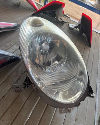 Fanale Faro Anteriore destro Nissan Micra K12