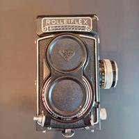 Macchina fotografica vintage  Rolleiflex del 1900