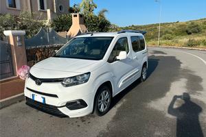 Toyota Proace City Verso 1.5D 100 CV gancio traino