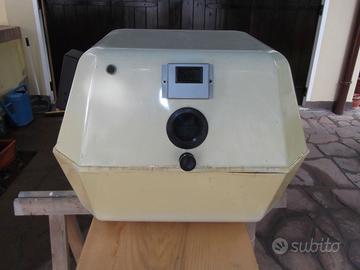 Incubatrice da 50 uova