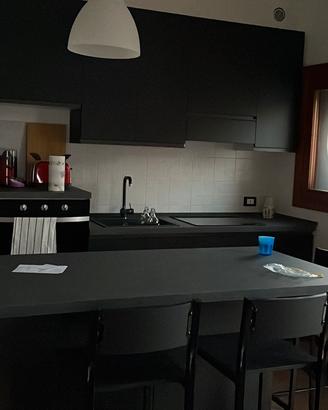 Cucina nera mondo convenienza con isola