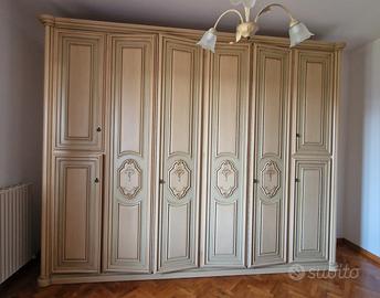 Armadio artigianale legno massello