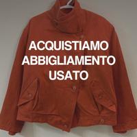 Acquistiamo abbigliamento usato
