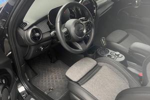 SPLENDIDA MINI COOPER S ELETTRICA  TOTAL BLACK