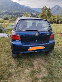 Yaris 1000 neopatentati