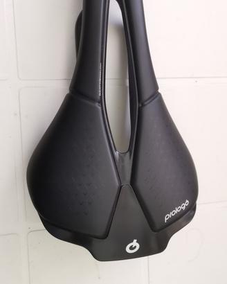 Sella Prologo Scratch M5 Carbonio - Pari al nuovo
