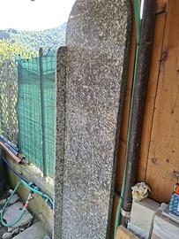 Mensole in granito