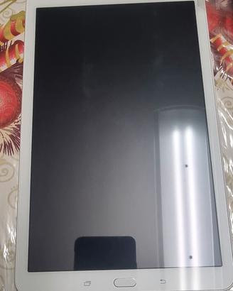 Tablet Samsung Galaxy Tab E 9.6 (SM-T560) White 