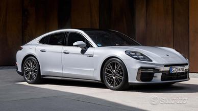 Ricambi usati porsche Panamera