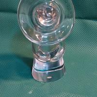 Vecchia statuetta vintage in cristallo 