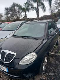 Lancia Ypsilon 1.2 Oro Bianco